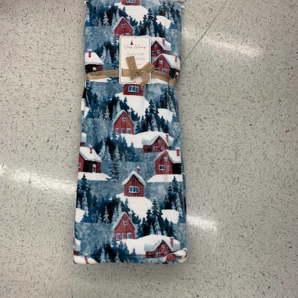 Snow Red Christmas House Village Winter Trees Holiday Plush Throw Blanket Blue - Picture 2 of 8